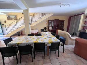 Refined Villa in Enna with Private Pool