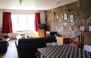 Spacious family house in Haut-Fays, 250 m² with garden