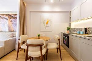 Dhermis Icon Big 1BR Apt 9