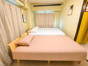 2 Bedroom Apartment in Kabukicho Easy Access to Shinjuku