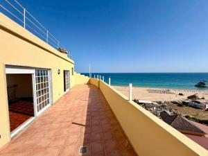 Penthouse Exclusiva com Varanda Vista Mar