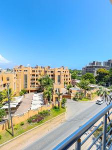 Executive 2 bedroom with SWIMMING POOL, 3 minutes walk to Jumeirah beach NYALI