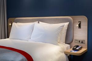 Holiday Inn Express Cambridge West - Cambourne by IHG