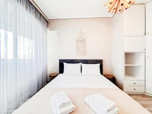 Bright Modern Retreat 1BR Alimos by the Sea