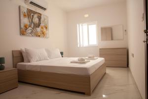 Modern 3-Bedroom Apartment with Balcony & AC, Xewkija Gozo