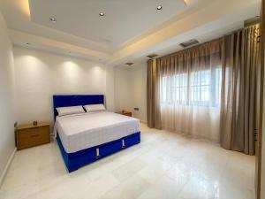Modern & Bright Apartment near Historic Old Medina