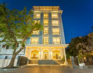 Tripli Hotels Blue Moon