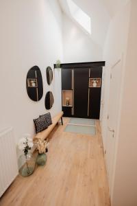 Au 26 Pas de la place - centre historique - dog friendly