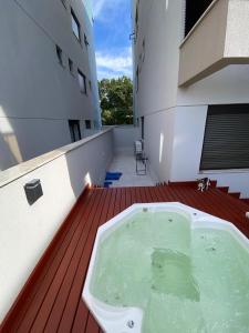 Apartamento Oasis do Atlantico HomeClub Palmas com Jacuzzi e Piscina