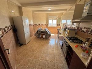 Equipped apartment with elevator, sea view