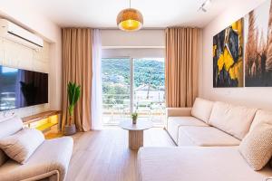 Dhermis Icon Big 1BR Apt 6