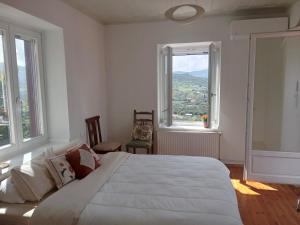 Bright Home in Historic Mithymna