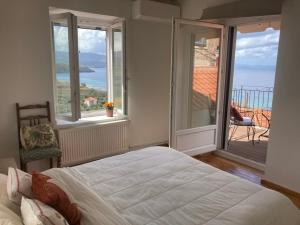 Bright Home in Historic Mithymna