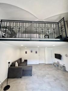Privitera home 2