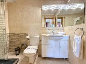 Mediterraneo Real Beach and Pool Cozy Apartment II