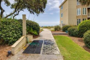 Port O Call C102 - Beachside Bliss