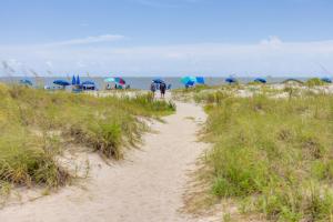 Port O Call C102 - Beachside Bliss