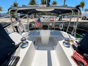 Elegant Sailboat Stay