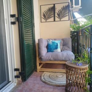 Bloom in the City- Cozy Apartment with Private Garden