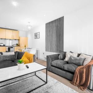 Stylish Apartment - City Centre - Parking Long Stays - Netflix 85CL