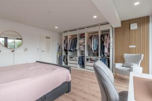 Premium Business & Family Residence