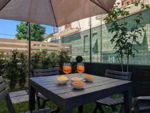 -Garden Suite-5 min dal mare Wifi AC 4 posti letto