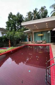 Ice Villa