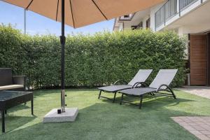 Deluxe apartment & private garden & Wi-Fi