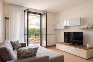 Deluxe apartment & private garden & Wi-Fi