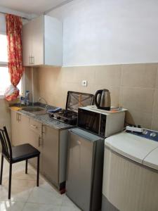 2 chambres Appart BOUSKOURA 6 minutes de la gare, 6 minutes de lhôpital Mohamed 6 et 10 minutes de laéroport M5