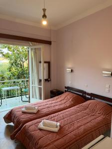Puente Rooms