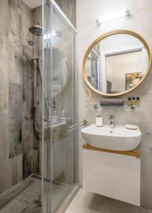 D26 Luxury Suites
