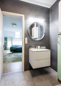 D26 Luxury Suites