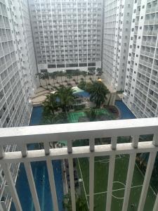 Shore Residences Mall of Asia 2bedroom Apartment by Viann