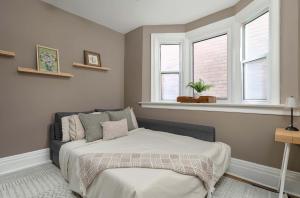 Private 2 Storey Home with 3BR-2BA by Queen West