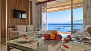 Spacious beach apartments right on the Saranda boulevard with breathtaking panoramic sea view