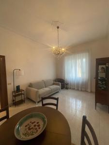 Vintage Roman Living in Flaminio