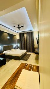 Omaxe Hazratganj