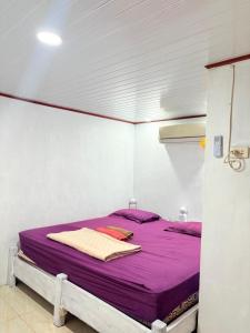 Town Guesthouse & Coffee Eatery