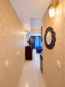 Cosy Studio Apartment with Mussorie mountains view