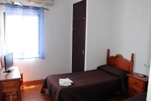 Twin Room room in Hostal Montilla Sotogrande