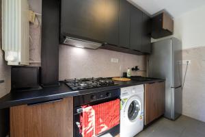 Victoriei 1BR Flat - Spectacular Boulevard Views