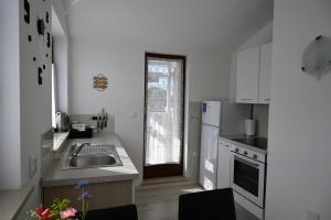 Apartma Mija - L