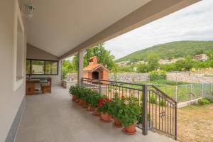 Villa Sky Stone, Heated Pool, Playground