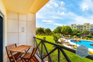 Corcovada Signature - Dream Lodging
