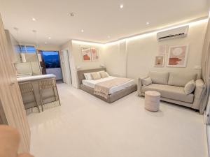 Studio Magnolia by Studiomarbella con vistas al mar