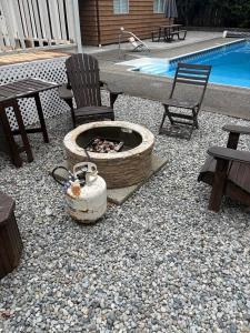 Brookswood Oasis - Guest suite,1 bedroom,1 den & 1 full bathroom