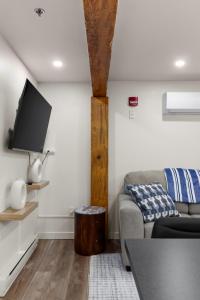 Duckworth Suite2B Kitchen, WD & WiFi DT