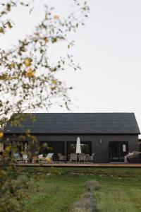 Luxury Farmhouse Retreat with a Hot Tub and Bunkie in Bayfield