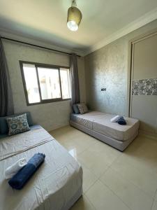 Design Apt Blanca Beach Private Beach and Pool